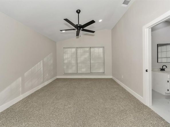 2549  Creekwood Lane , Fort Worth Texas 76123