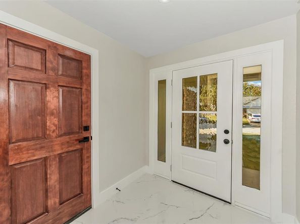 2549  Creekwood Lane , Fort Worth Texas 76123