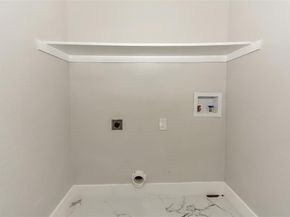 2549  Creekwood Lane , Fort Worth Texas 76123