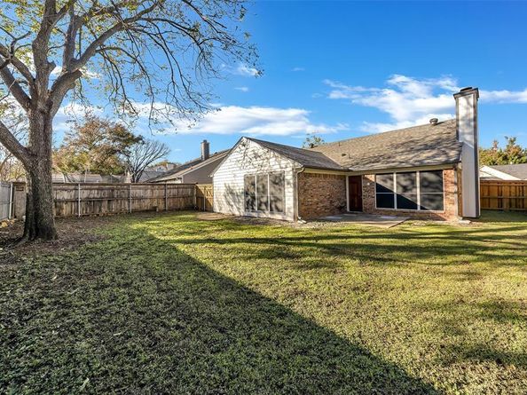2549  Creekwood Lane , Fort Worth Texas 76123