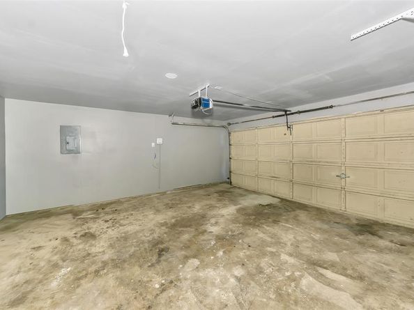 2549  Creekwood Lane , Fort Worth Texas 76123