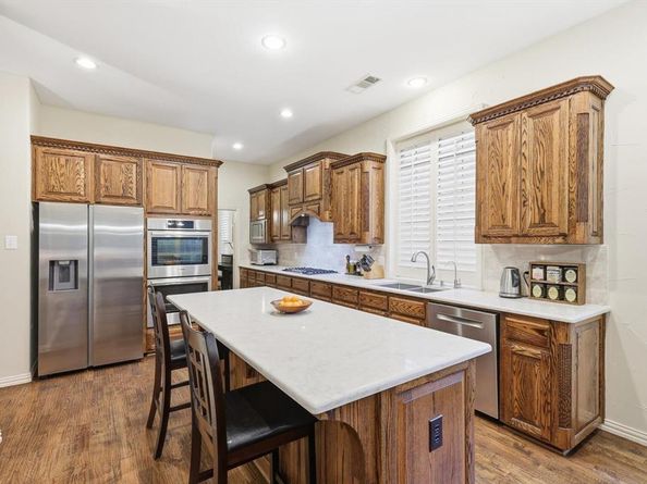 8408  Jefferson Way , Lantana Texas 76226