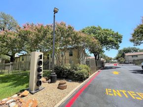 10650  Steppington Drive  212, Dallas Texas 75230