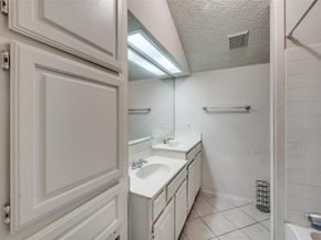 803  Canary Lane , Mansfield Texas 76063