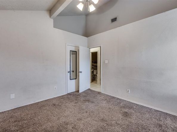 803  Canary Lane , Mansfield Texas 76063