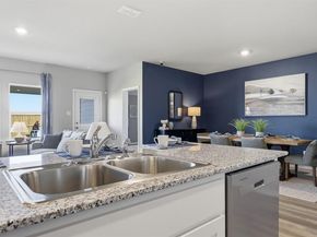 1752  GILLENS Avenue , Fort Worth Texas 76140