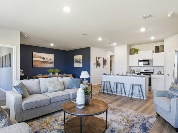 1752  GILLENS Avenue , Fort Worth Texas 76140