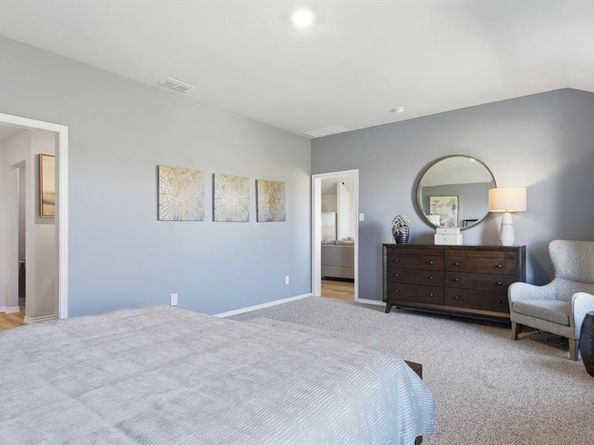 1752  GILLENS Avenue , Fort Worth Texas 76140