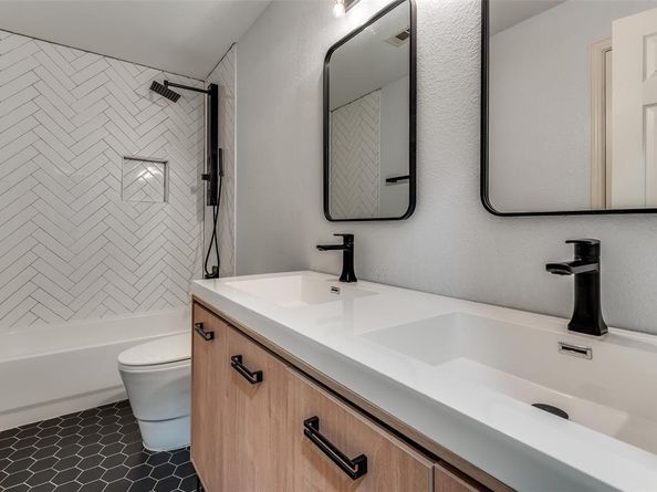 308  Parkview Drive , Trophy Club Texas 76262