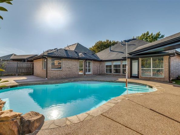 308  Parkview Drive , Trophy Club Texas 76262
