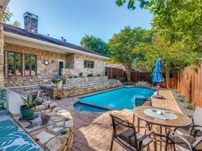 1104  Portofino Court , Arlington Texas 76012