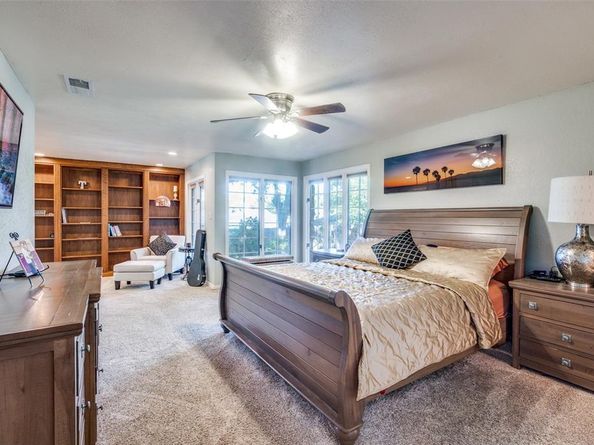 1104  Portofino Court , Arlington Texas 76012
