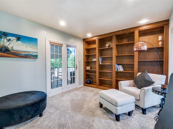 1104  Portofino Court , Arlington Texas 76012