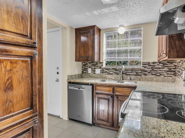 2903  Sappington Place , Fort Worth Texas 76116