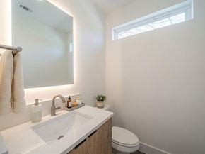 2523  Hondo Avenue  102, Dallas Texas 75219