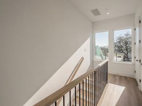 2523  Hondo Avenue  102, Dallas Texas 75219