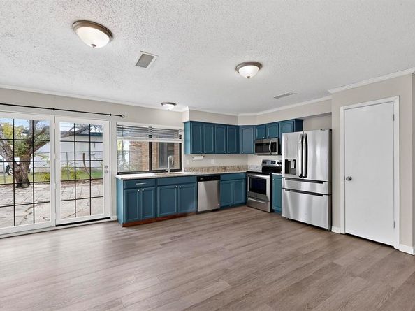 2107  Rockwood Drive , Carrollton Texas 75007