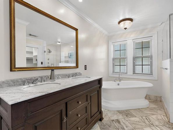 2806  Sausalito Drive , Carrollton Texas 75007