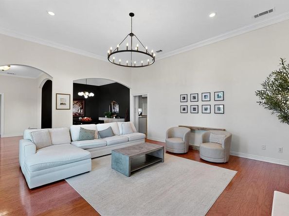 2806  Sausalito Drive , Carrollton Texas 75007