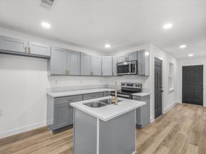 3301  Hedrick Street , Fort Worth Texas 76111