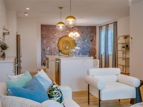 7207  Gaston Avenue  2003, Dallas Texas 75206