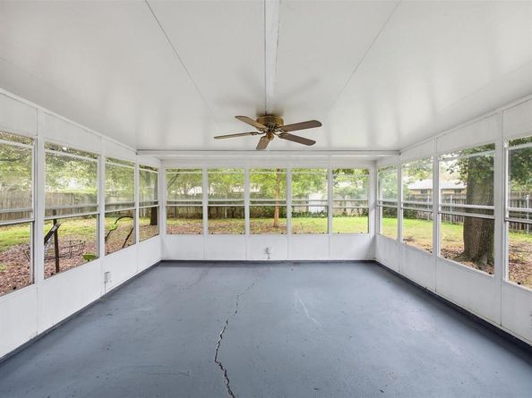 1014  Imperial Drive , Denton Texas 76209