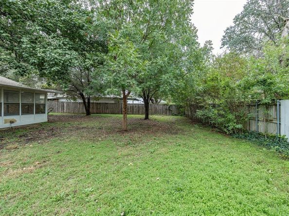 1014  Imperial Drive , Denton Texas 76209