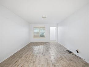 1014  Imperial Drive , Denton Texas 76209