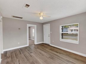 3515  Kenilworth Street , Dallas Texas 75201