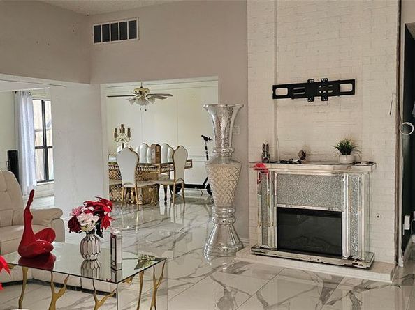 3102  Aspen Drive , Carrollton Texas 75007
