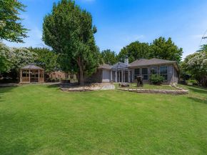 8518  Bridgewater Drive , Rowlett Texas 75088