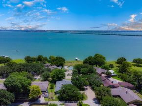 8518  Bridgewater Drive , Rowlett Texas 75088