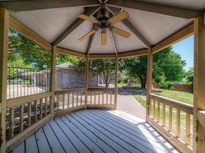 8518  Bridgewater Drive , Rowlett Texas 75088