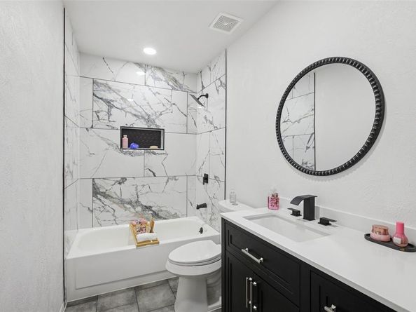 801 E Timberview Lane , Arlington Texas 76014