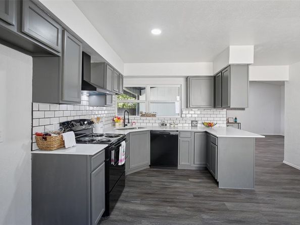 801 E Timberview Lane , Arlington Texas 76014