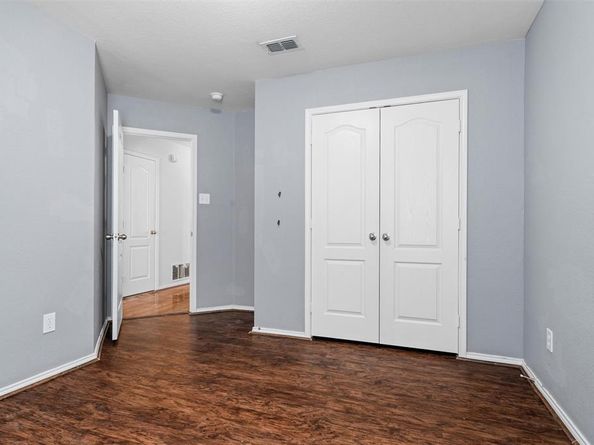 916  Reveille Road , Fort Worth Texas 76108