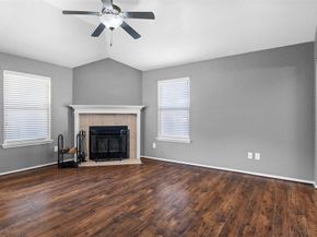 916  Reveille Road , Fort Worth Texas 76108