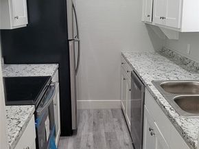 1100 W Arlington Avenue , Fort Worth Texas 76110