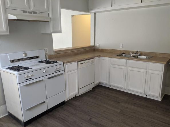 1100 W Arlington Avenue , Fort Worth Texas 76110