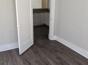 1100 W Arlington Avenue , Fort Worth Texas 76110