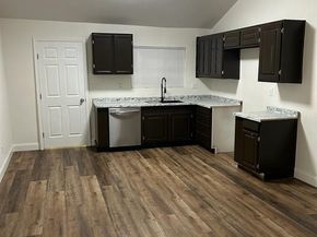 719 N Jefferson Street , Lancaster Texas 75146
