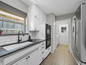 2707  Edinboro Drive , Arlington Texas 76012