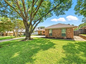2707  Edinboro Drive , Arlington Texas 76012