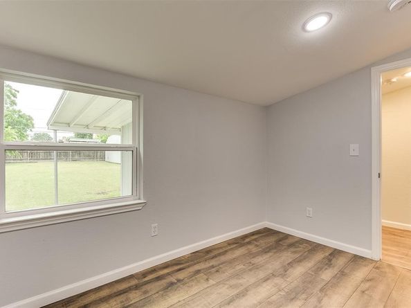 621  Prairie Street , Everman Texas 76140