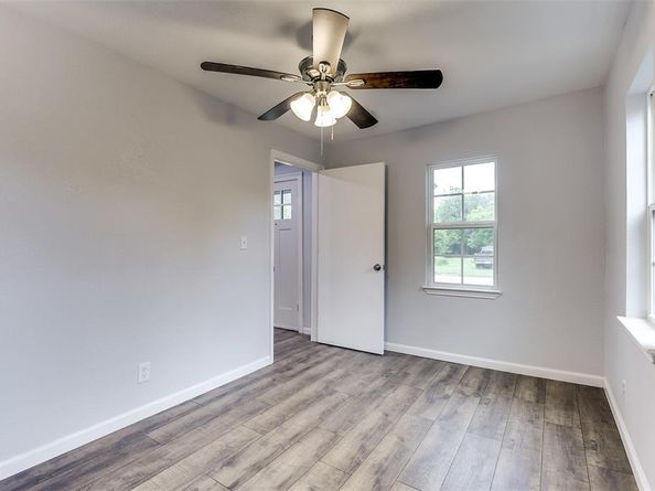 621  Prairie Street , Everman Texas 76140