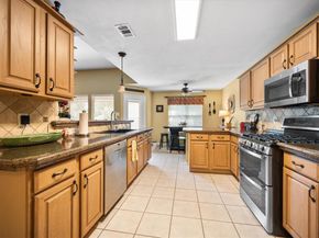 3806  Ivywood Court , Arlington Texas 76016