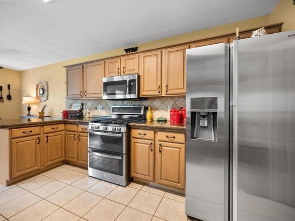 3806  Ivywood Court , Arlington Texas 76016