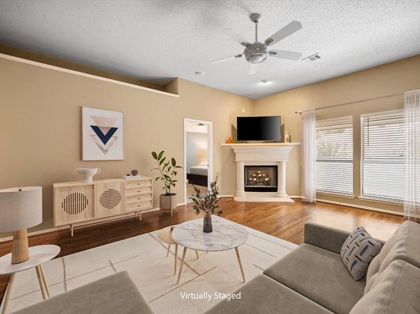 3806  Ivywood Court , Arlington Texas 76016