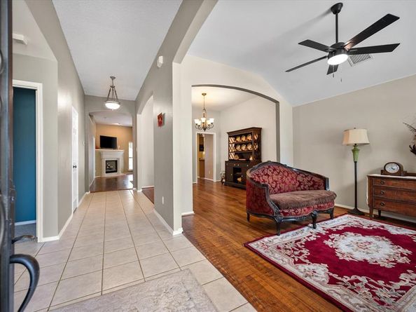 3806  Ivywood Court , Arlington Texas 76016