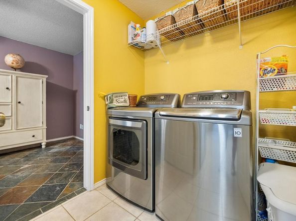 3806  Ivywood Court , Arlington Texas 76016